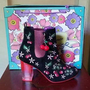 Poetic License Cherry Nice boots 6.5/37 EU